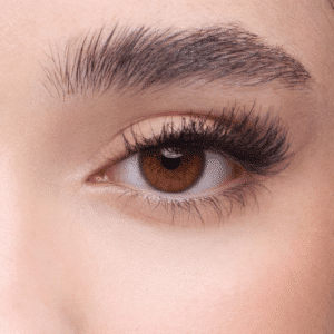 עדשות מגע עם מספר ראייה ללא צבע